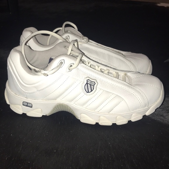 K-Swiss Shoes - Women’s tennis shoes